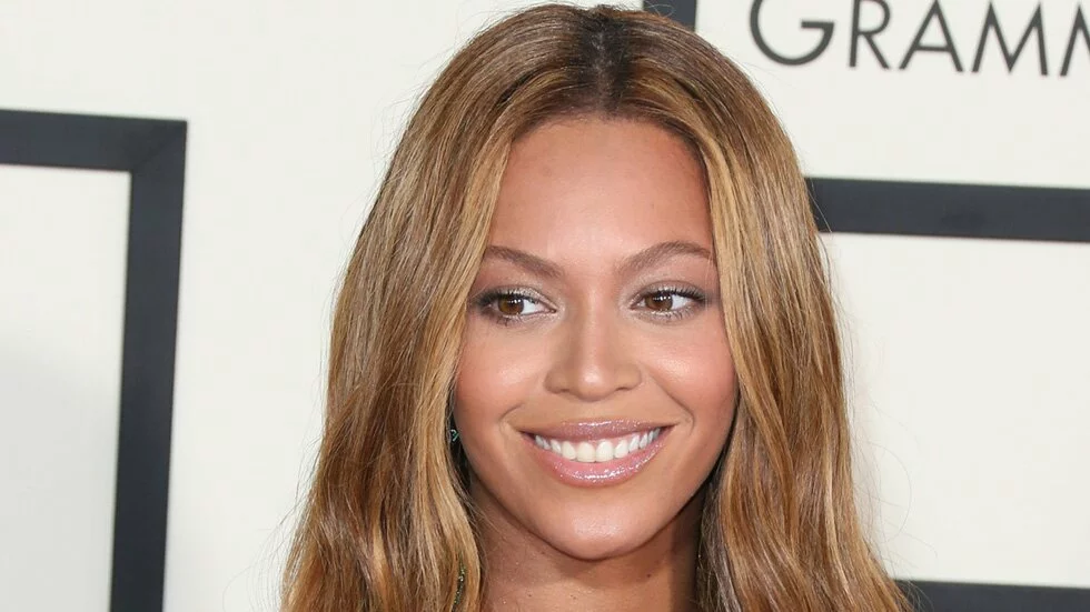 Beyoncé et Justin Bieber dominent les MTV Europe Music Awards Beyoncé et Justin Bieber dominent les MTV Europe Music Awards