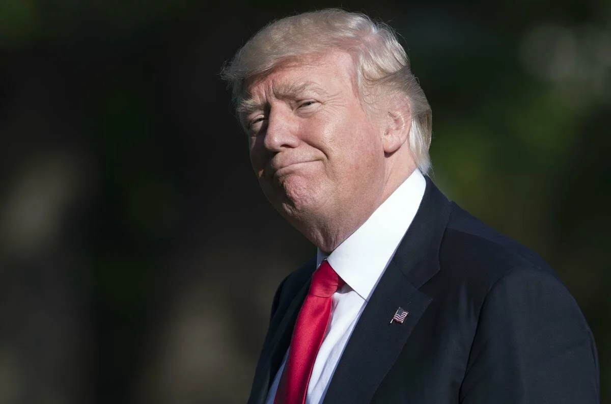 Est-ce un message crypté pour Vladimir Poutine? Ou une faute de frappe? Un tweet énigmatique de Trump enflamme la Toile Est-ce un message crypté pour Vladimir Poutine? Ou une faute de frappe? Un tweet énigmatique de Trump enflamme la Toile