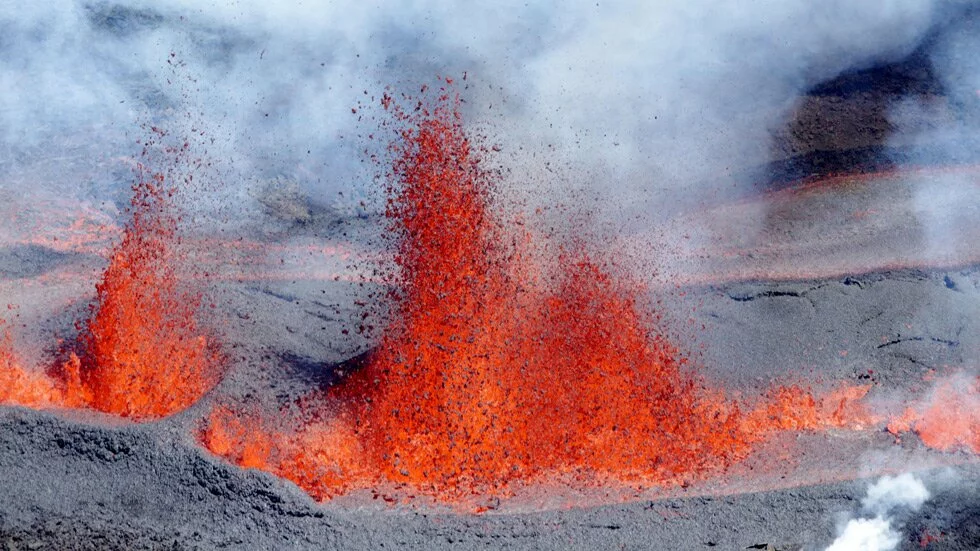 Une 2ème éruption cette année au Piton de la Fournaise Une 2ème éruption cette année au Piton de la Fournaise